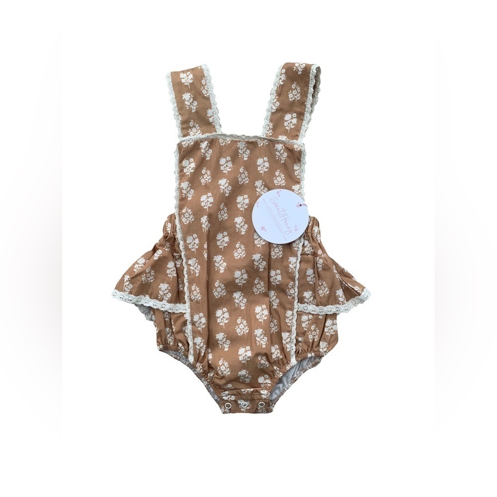 SweetHoney NWT Size 2T Bubble Romper on Mustard Floral